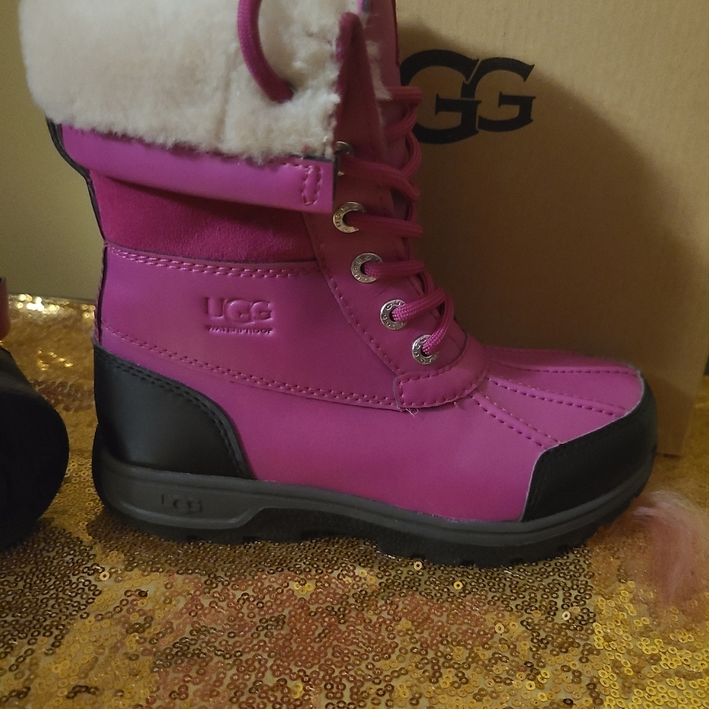 Boots - Picture 3 of 3